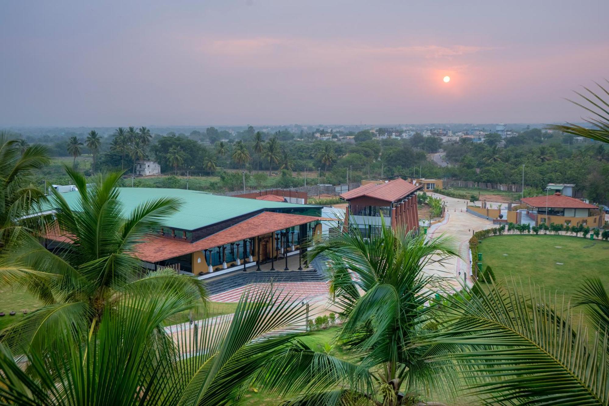 Serene Resort Hyderabad Shamshabad Exteriör bild