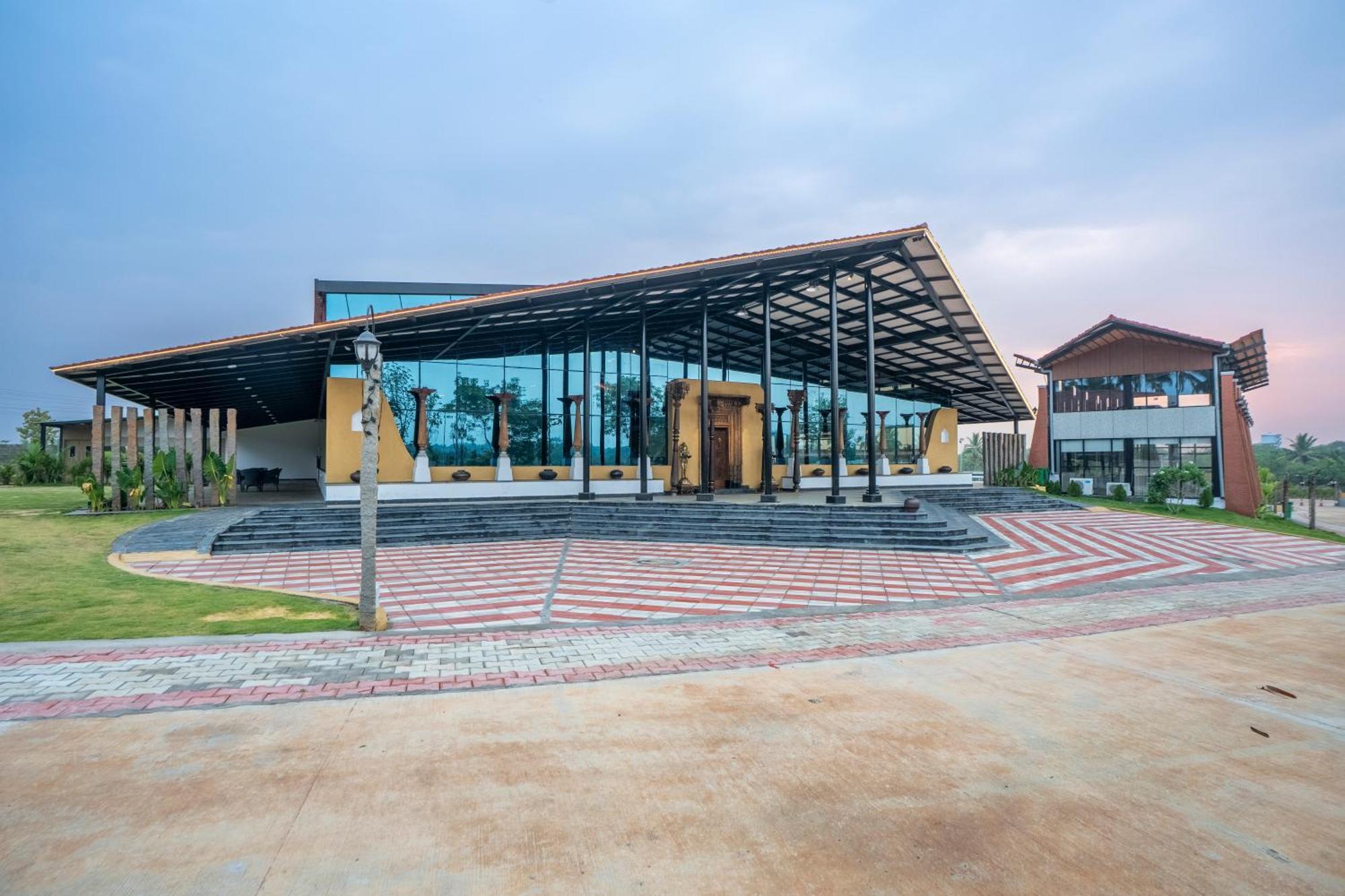 Serene Resort Hyderabad Shamshabad Exteriör bild