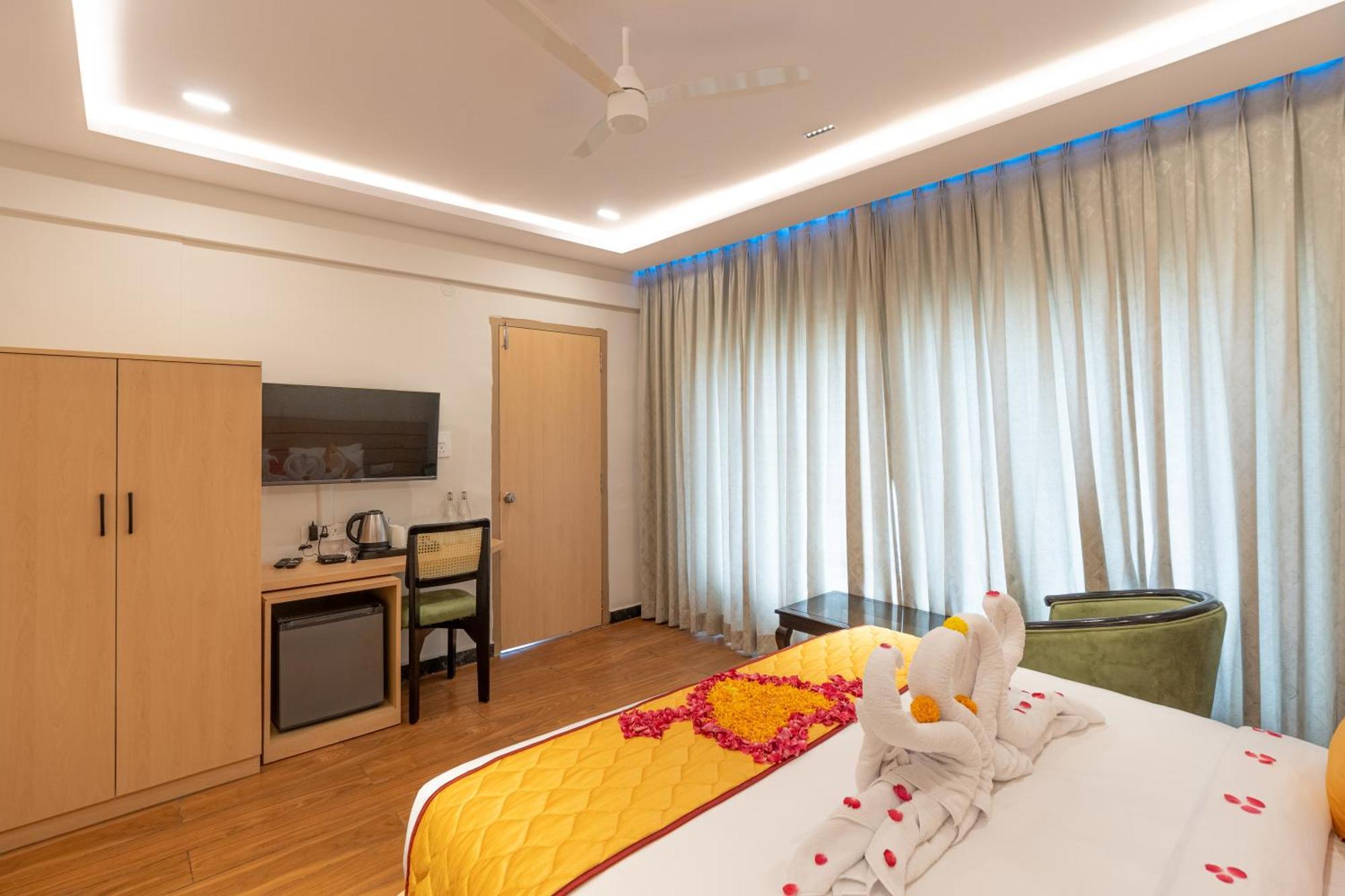 Serene Resort Hyderabad Shamshabad Exteriör bild