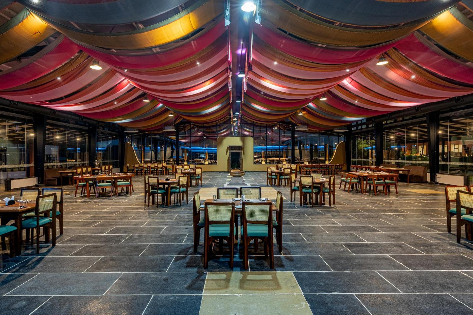 Serene Resort Hyderabad Shamshabad Exteriör bild